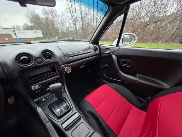 1999 Mazda NB MX-5 Miata - Image 9 of 20