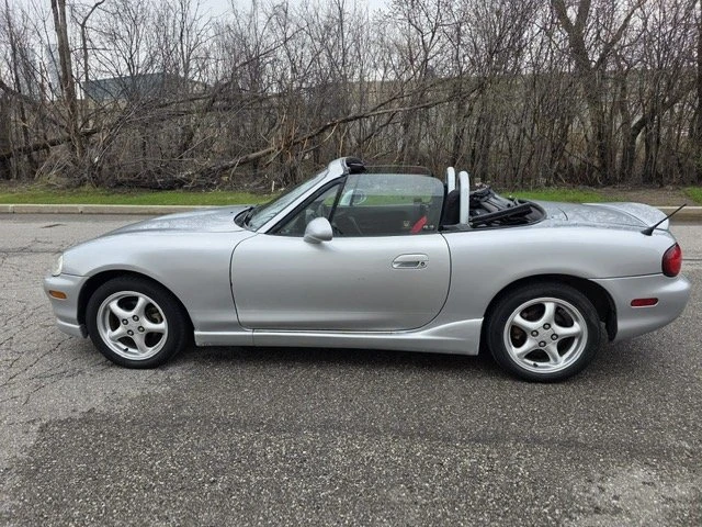 1999 Mazda NB MX-5 Miata - Image 15 of 20