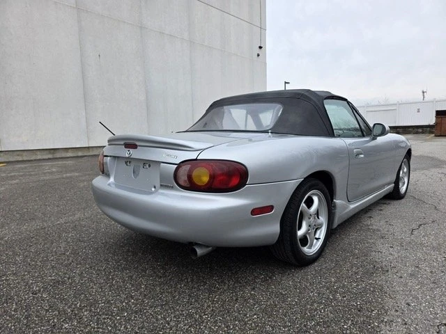 1999 Mazda NB MX-5 Miata - Image 14 of 20