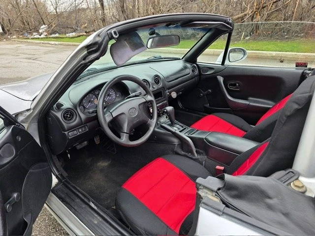 1999 Mazda NB MX-5 Miata - Image 19 of 20