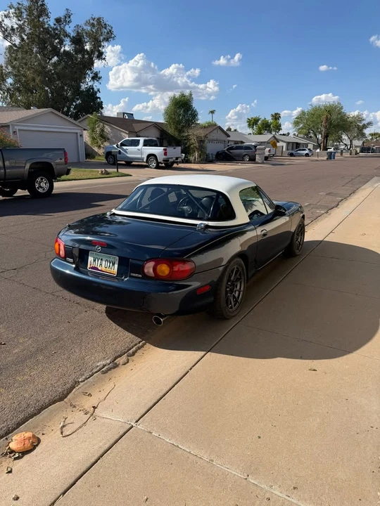 1999 Mazda NB MX-5 Miata - Image 3 of 18