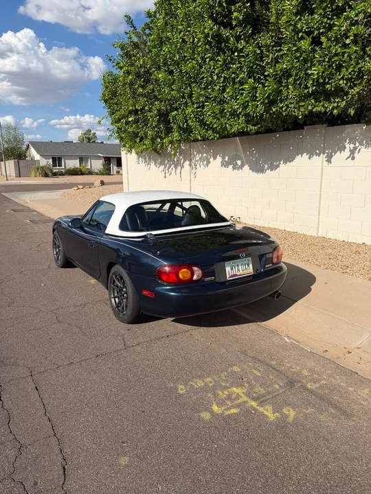 1999 Mazda NB MX-5 Miata - Image 4 of 18