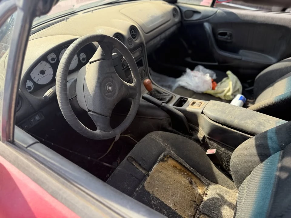 1999 Mazda NB MX-5 Miata - Image 4 of 4