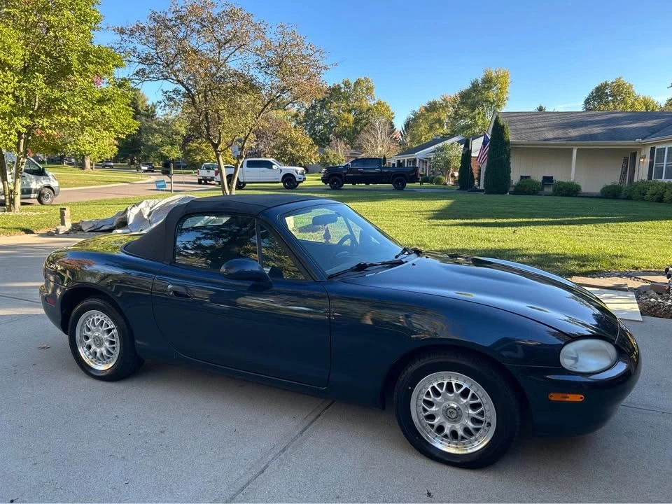 1999 Mazda NB MX-5 Miata - Image 5 of 5