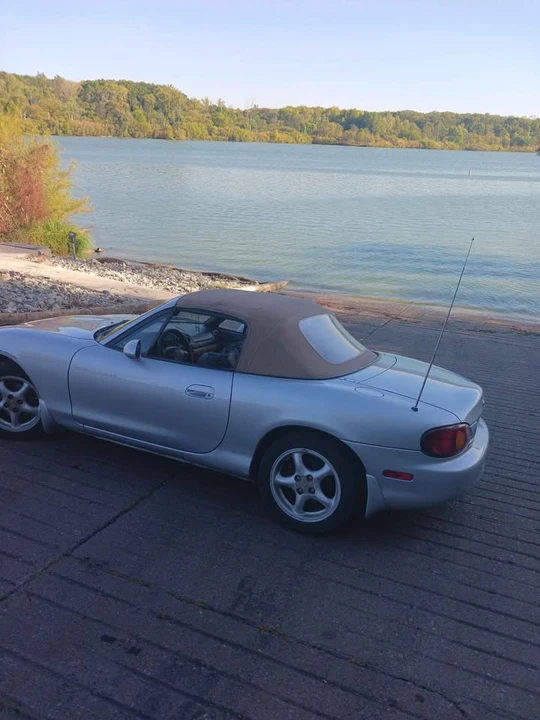 1999 Mazda NB MX-5 Miata - Image 12 of 12