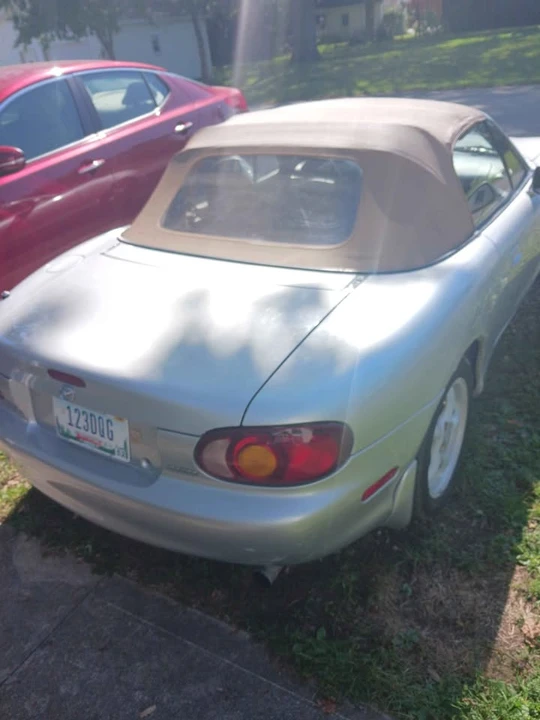 1999 Mazda NB MX-5 Miata - Image 2 of 12