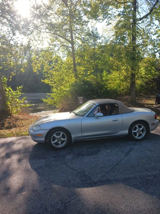 1999 Mazda NB MX-5 Miata - Image 6 of 12
