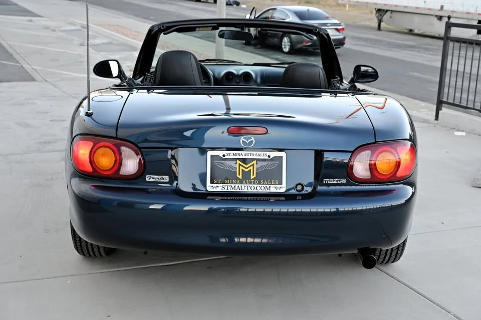 1999 Mazda NB MX-5 Miata - Image 9 of 20