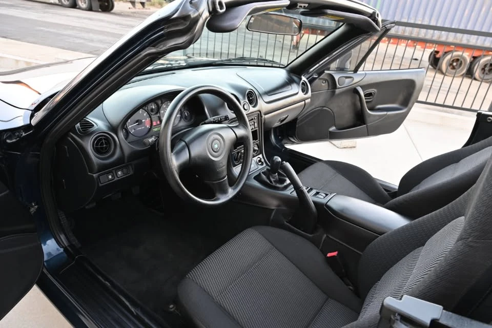 1999 Mazda NB MX-5 Miata - Image 18 of 20