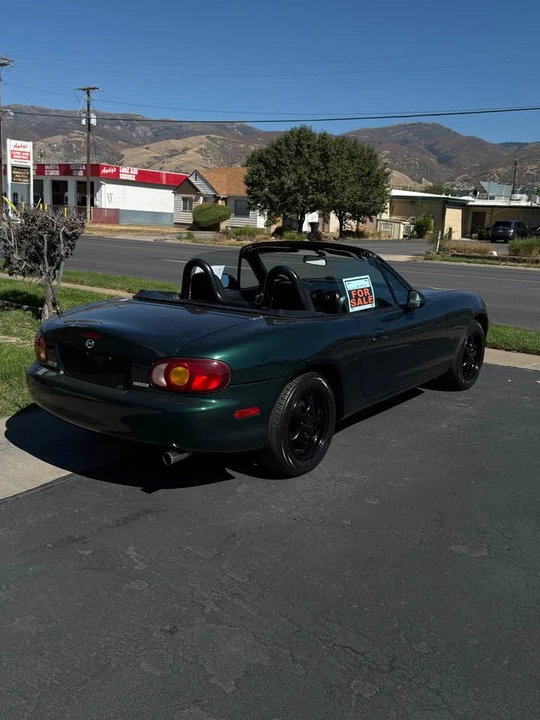1999 Mazda NB MX-5 Miata - Image 2 of 9