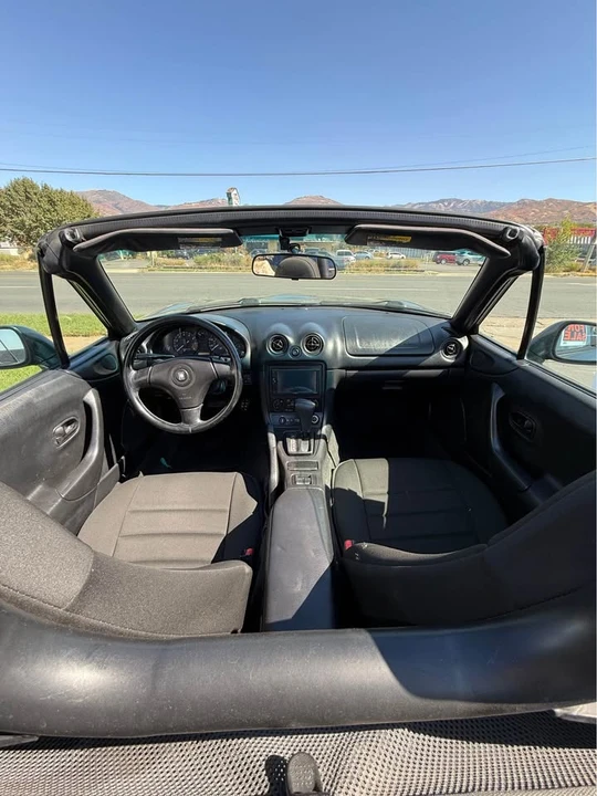 1999 Mazda NB MX-5 Miata - Image 4 of 9