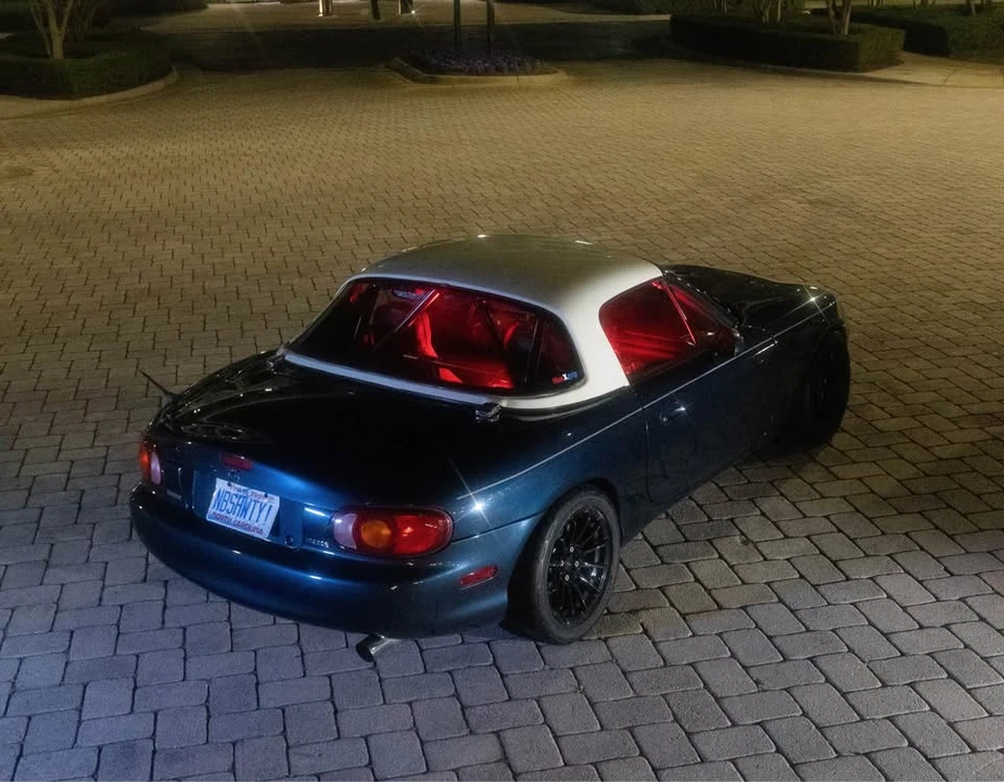 1999 Mazda NB MX-5 Miata - Image 6 of 8
