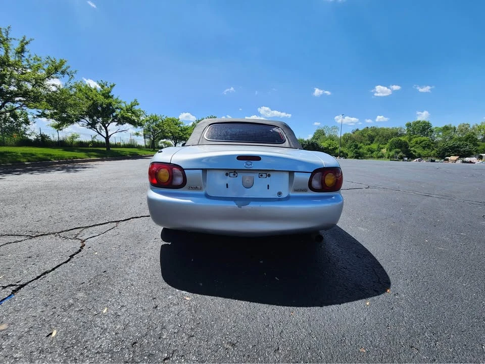 1999 Mazda NB MX-5 Miata - Image 7 of 11