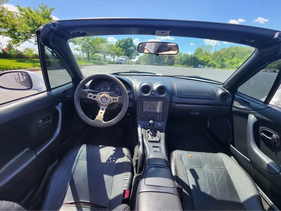 1999 Mazda NB MX-5 Miata - Image 3 of 11
