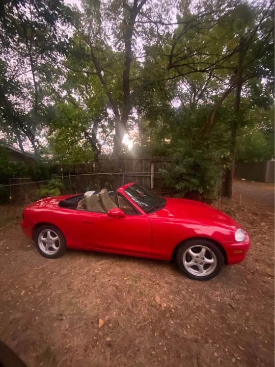 1999 Mazda NB MX-5 Miata - Image 7 of 11