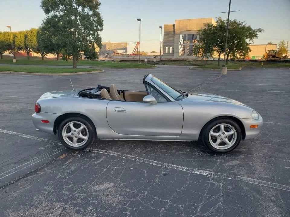1999 Mazda NB MX-5 Miata - Image 8 of 14