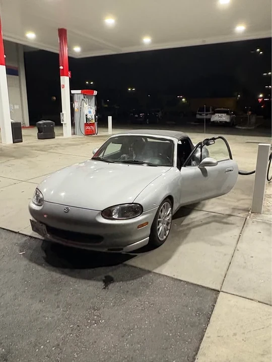 1999 Mazda NB MX-5 Miata - Image 3 of 6