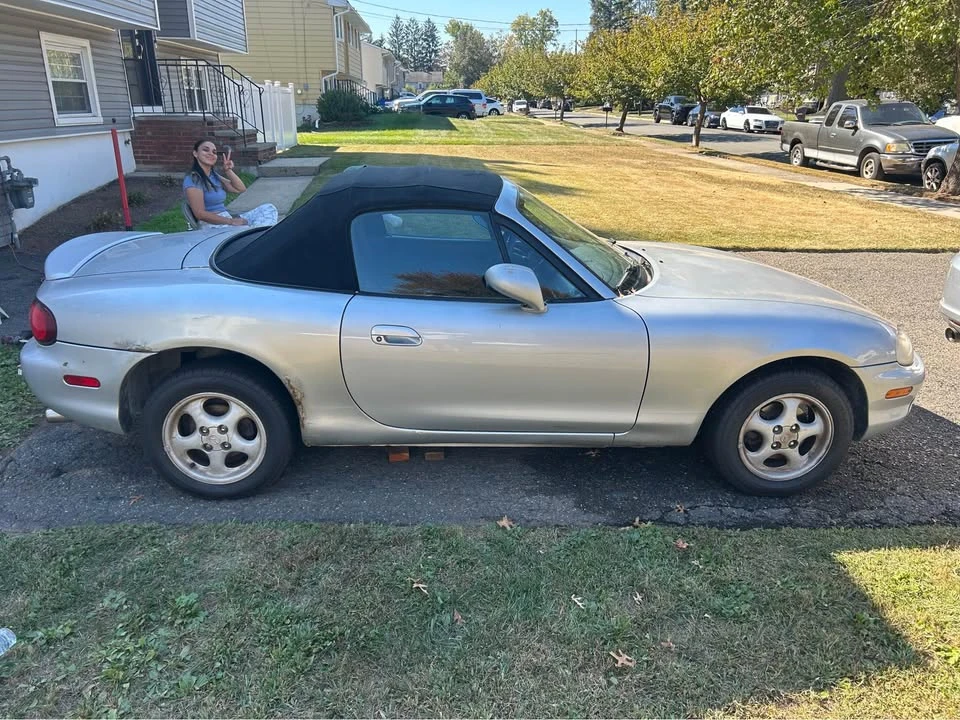 1999 Mazda NB MX-5 Miata - Image 2 of 10