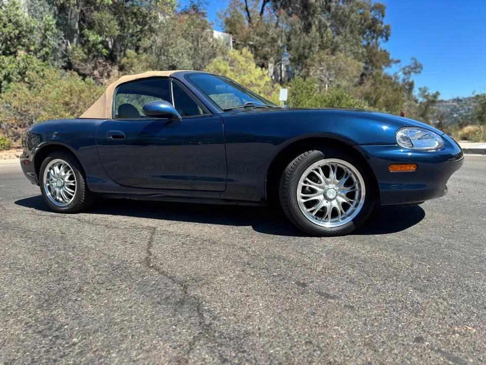1999 Mazda NB MX-5 Miata - Image 6 of 15