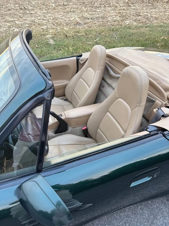 1999 Mazda NB MX-5 Miata - Image 5 of 9
