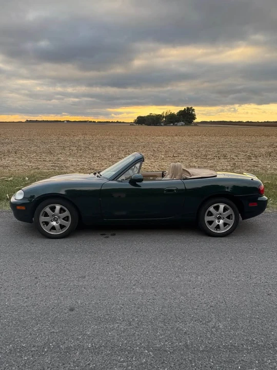 1999 Mazda NB MX-5 Miata - Image 2 of 9