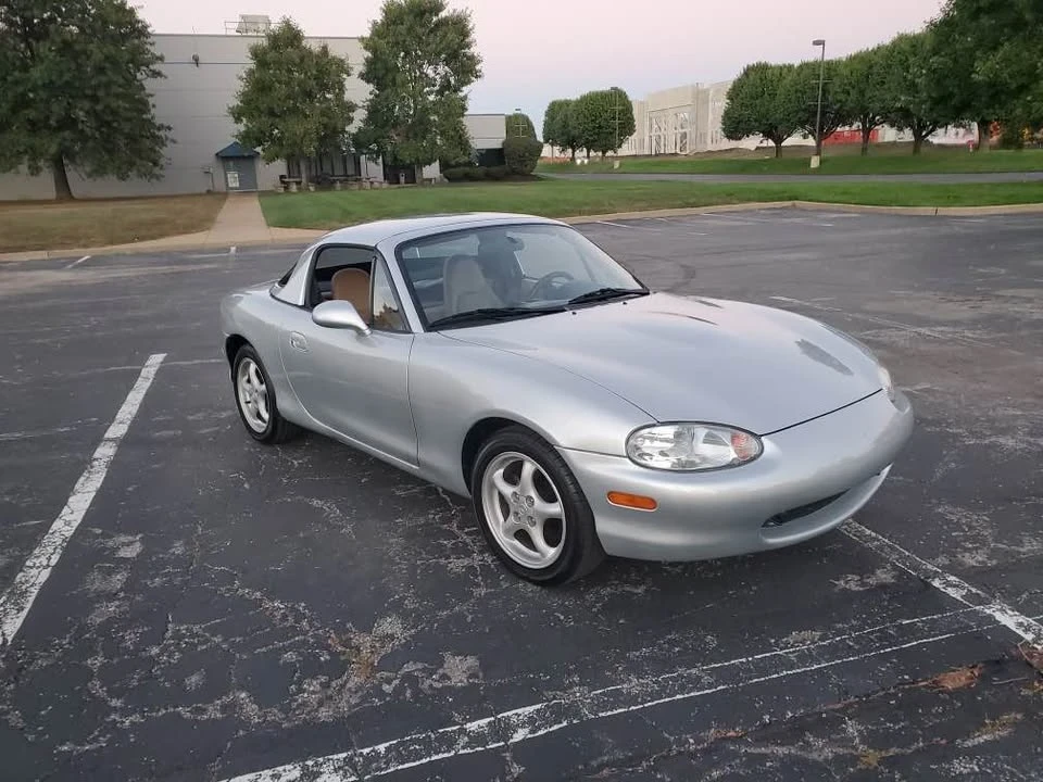 1999 Mazda NB MX-5 Miata - Image 2 of 15