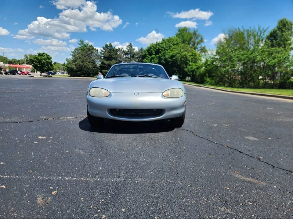 1999 Mazda NB MX-5 Miata - Image 9 of 11