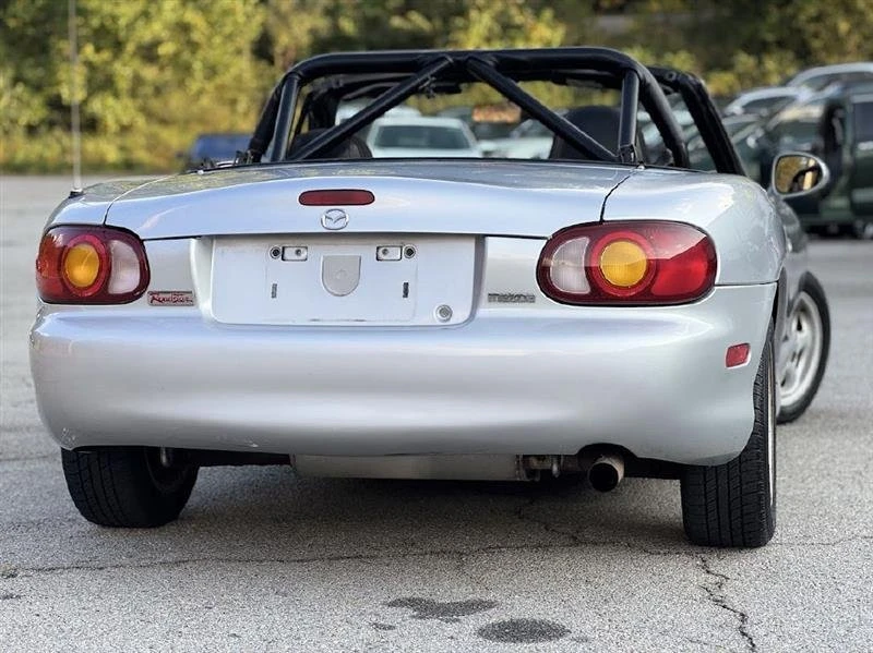 1999 Mazda NB MX-5 Miata - Image 2 of 20