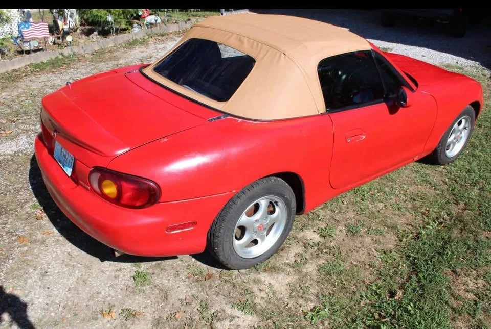1999 Mazda NB MX-5 Miata - Image 2 of 8