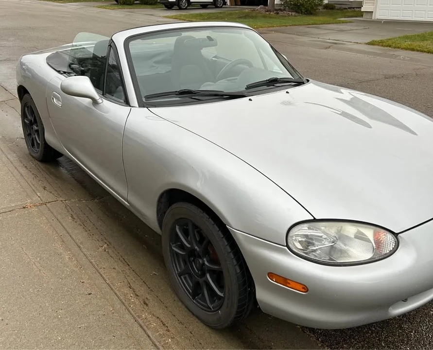 1999 Mazda NB MX-5 Miata - Image 5 of 14