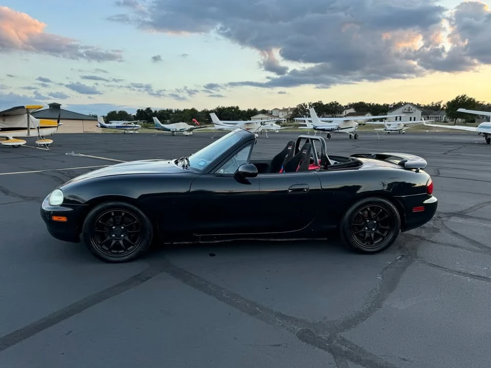 1999 Mazda NB MX-5 Miata - Image 5 of 18
