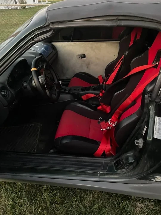 1999 Mazda NB MX-5 Miata - Image 6 of 11