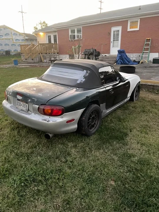 1999 Mazda NB MX-5 Miata - Image 3 of 11