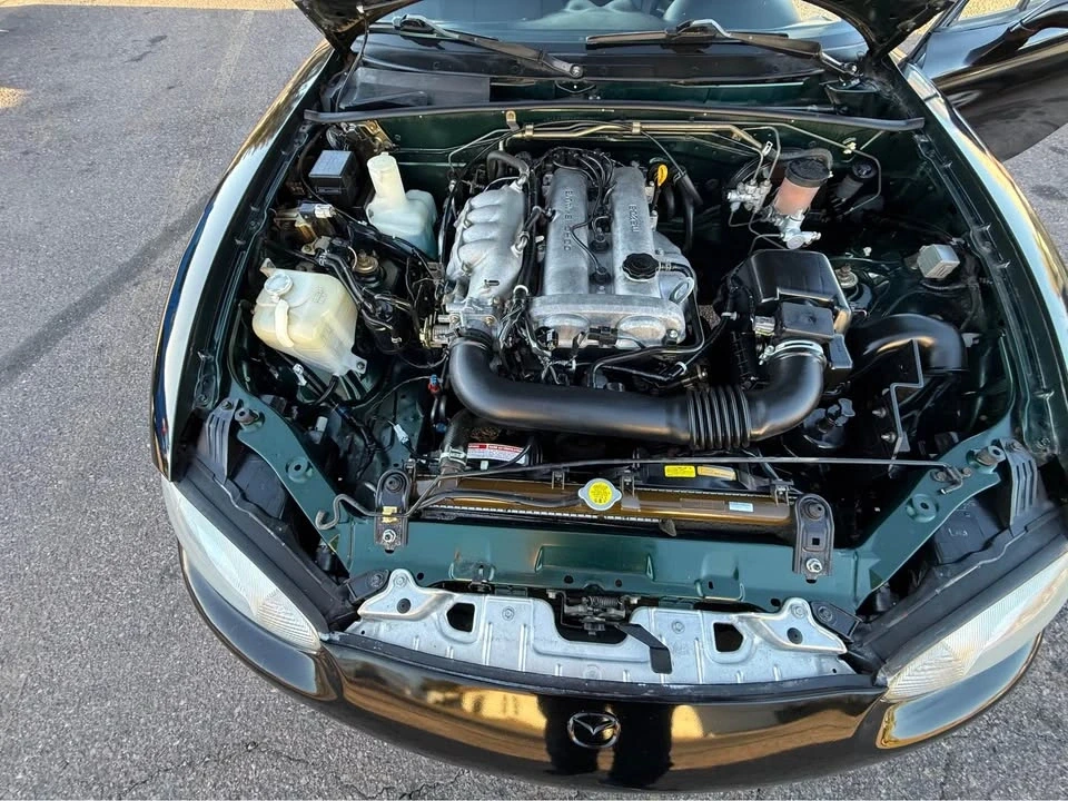 1999 Mazda NB MX-5 Miata - Image 18 of 20