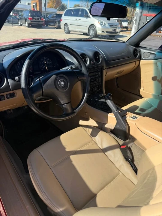 1999 Mazda NB MX-5 Miata - Image 8 of 10