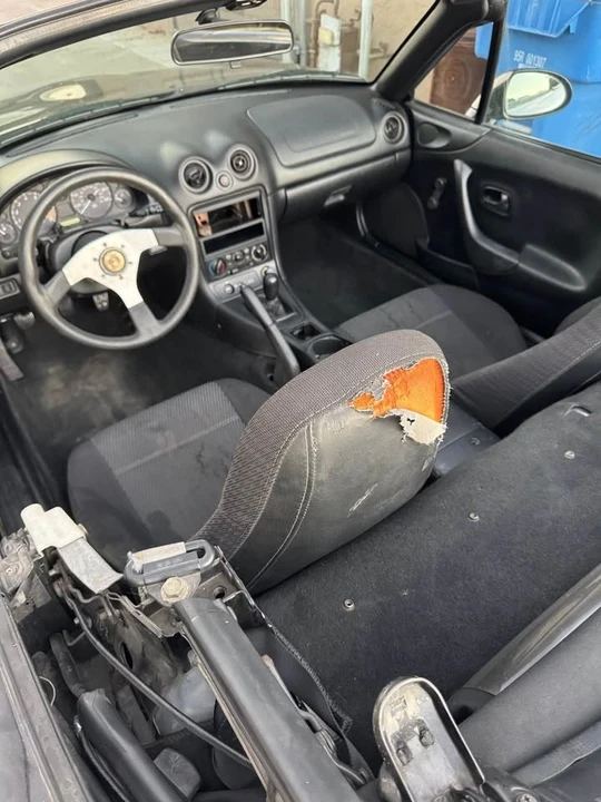 1999 Mazda NB MX-5 Miata - Image 11 of 13