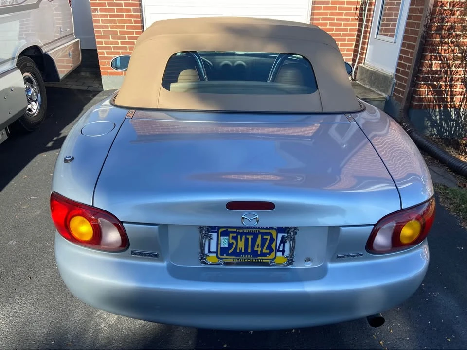 1999 Mazda NB MX-5 Miata - Image 4 of 9