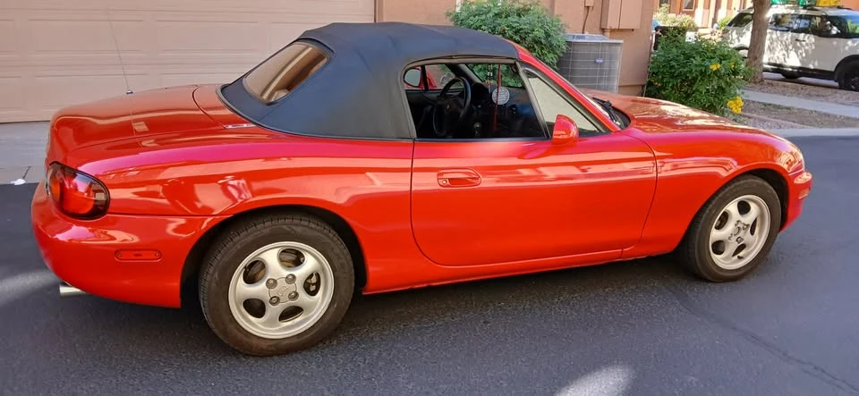 1999 Mazda NB MX-5 Miata - Image 4 of 8