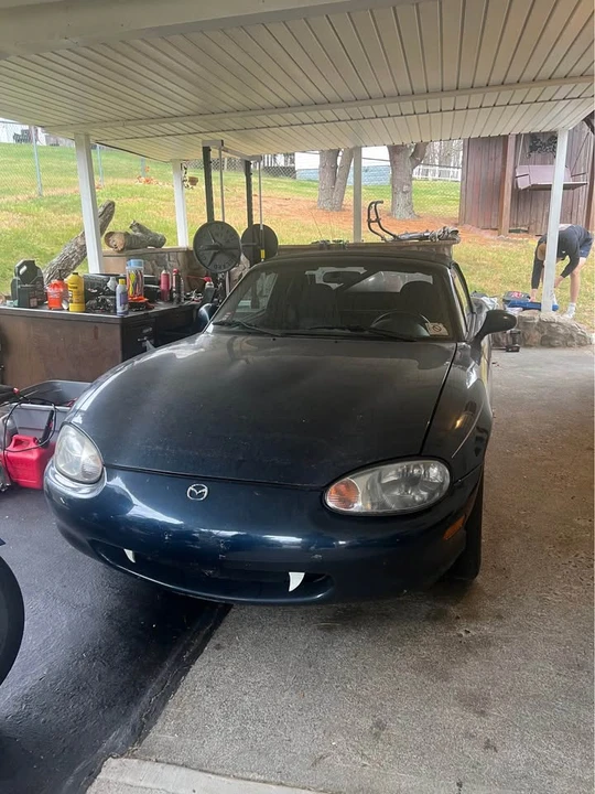 1999 Mazda NB MX-5 Miata - Image 2 of 3