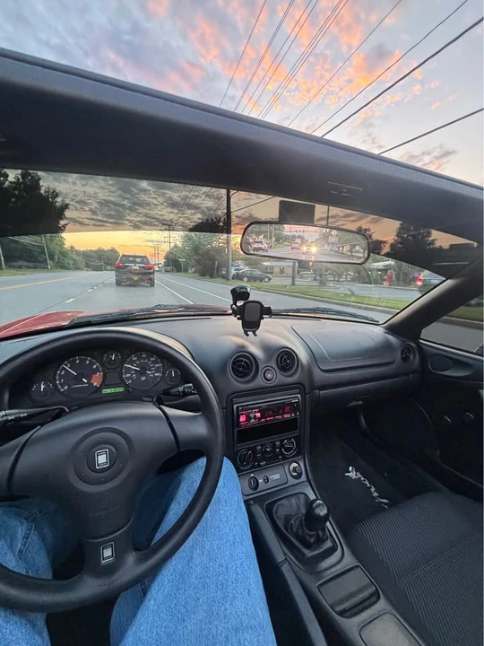 1999 Mazda NB MX-5 Miata - Image 5 of 5