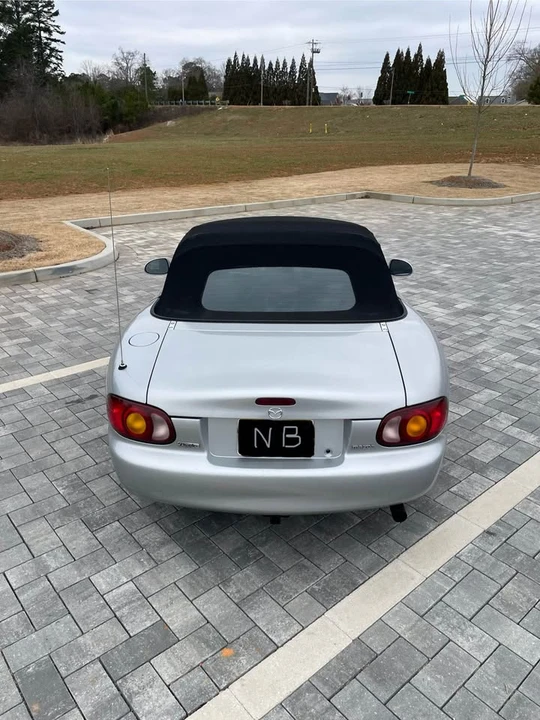 1999 Mazda NB MX-5 Miata - Image 5 of 9
