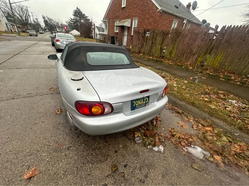 1999 Mazda NB MX-5 Miata - Image 4 of 6