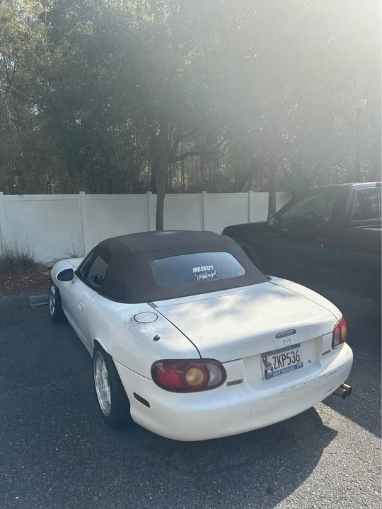 1999 Mazda NB MX-5 Miata - Image 3 of 9