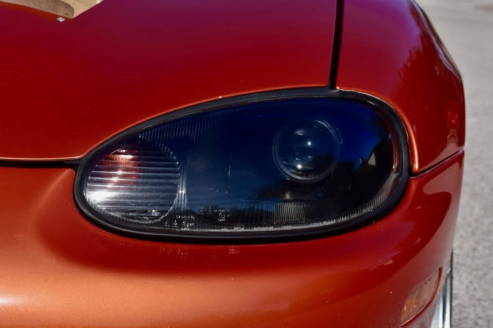 1999 Mazda NB MX-5 Miata - Image 11 of 17