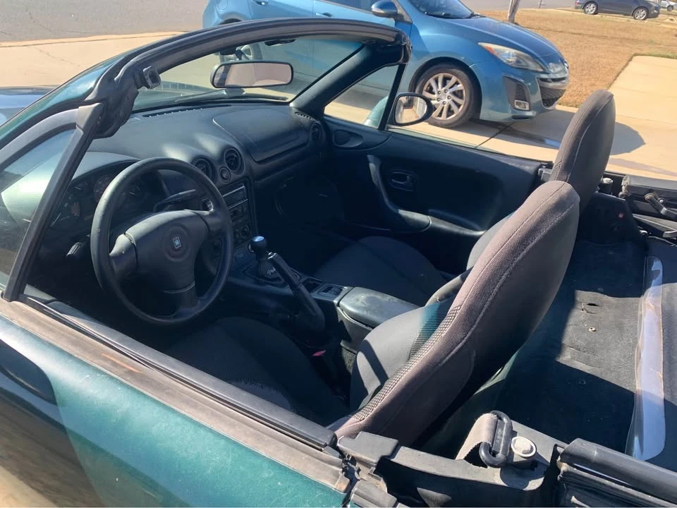 1999 Mazda NB MX-5 Miata - Image 9 of 10