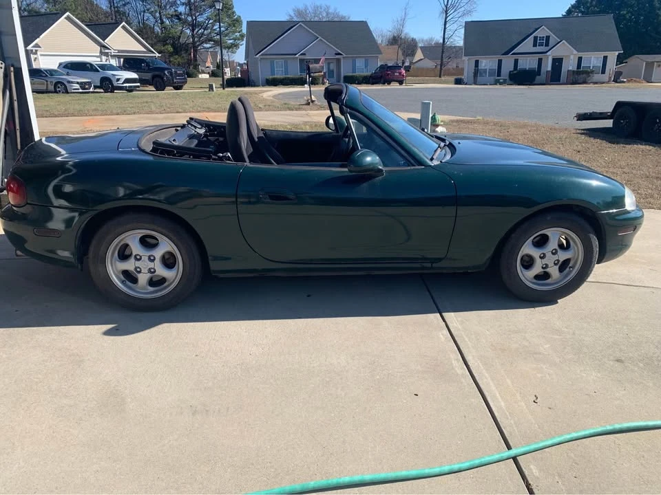 1999 Mazda NB MX-5 Miata - Image 5 of 10