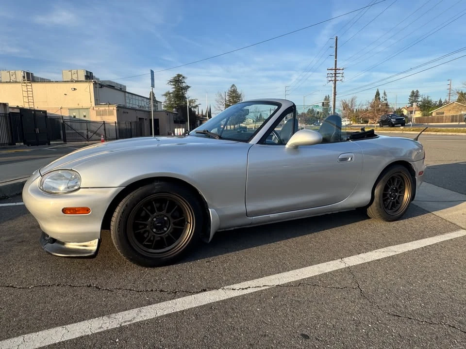 1999 Mazda NB MX-5 Miata - Image 11 of 20