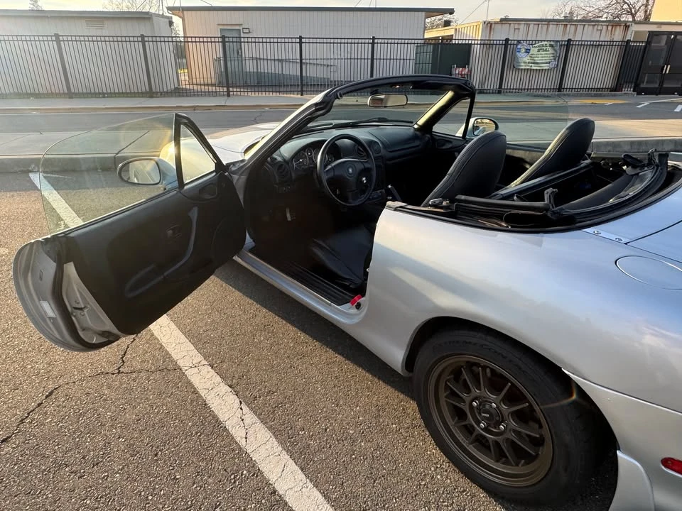 1999 Mazda NB MX-5 Miata - Image 7 of 20