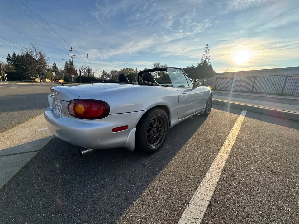1999 Mazda NB MX-5 Miata - Image 10 of 20