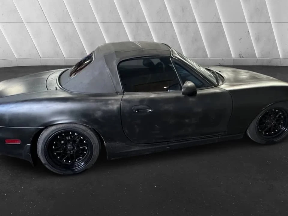 1999 Mazda NB MX-5 Miata - Image 4 of 8
